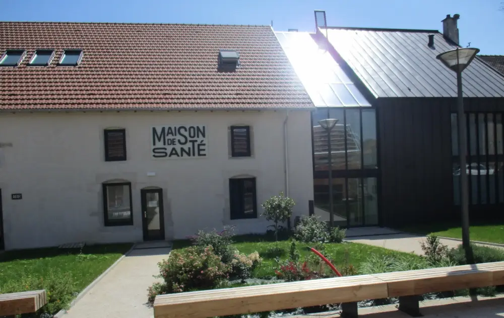 la maison de santé de Liffol-le-Grand dans les Vosges.