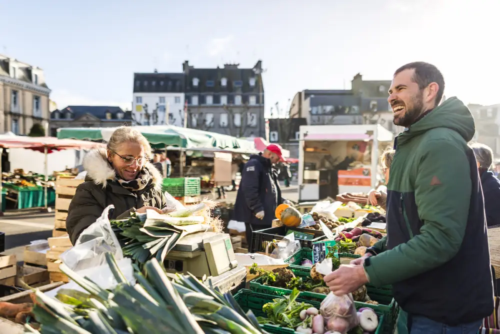 Le marché de la place du Martray, à Saint-Brieuc.